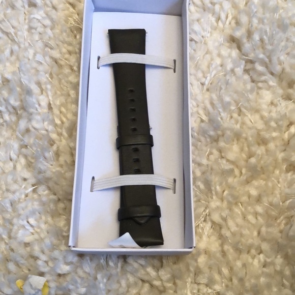 Michael kors accessories - Picture 3 of 5